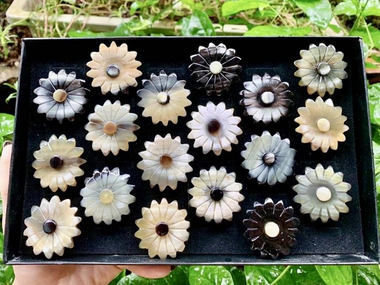 Giữ nghề sừng trong nhịp sống hôm nay ảnh 1