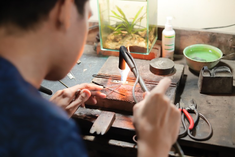 Đậu bạc Định Công: Khi kỹ nghệ truyền thống hòa nhịp cùng lòng nhân ái ảnh 3