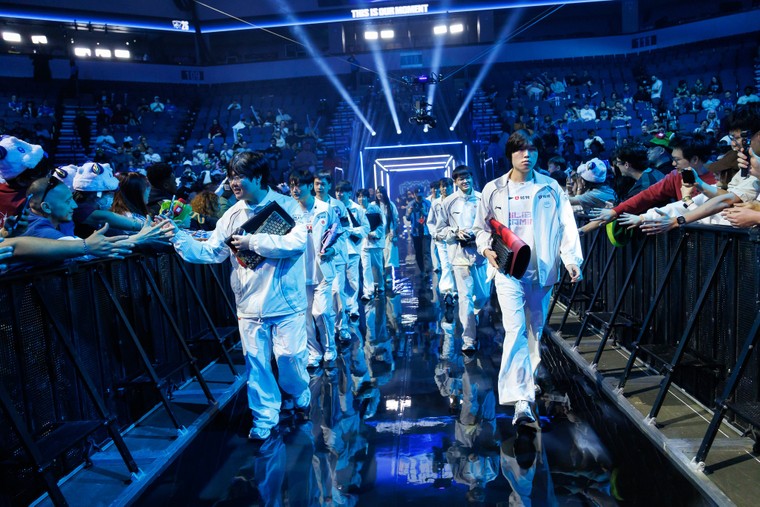 Chung kết thế giới Liên minh huyền thoại: KC áp đảo CFO, đại chiến Trung Quốc gọi tên Top Esports vào Playoffs ảnh 2