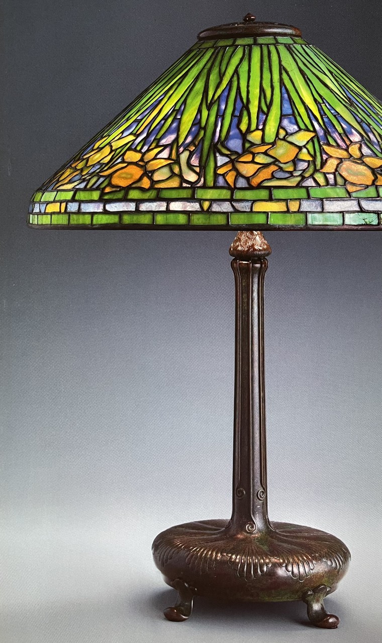 Nghệ thuật tinh xảo từ những mảnh kính màu ảnh 2