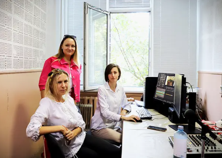 UNESCO hỗ trợ người tị nạn Ukraine qua chương trình phát thanh ảnh 1