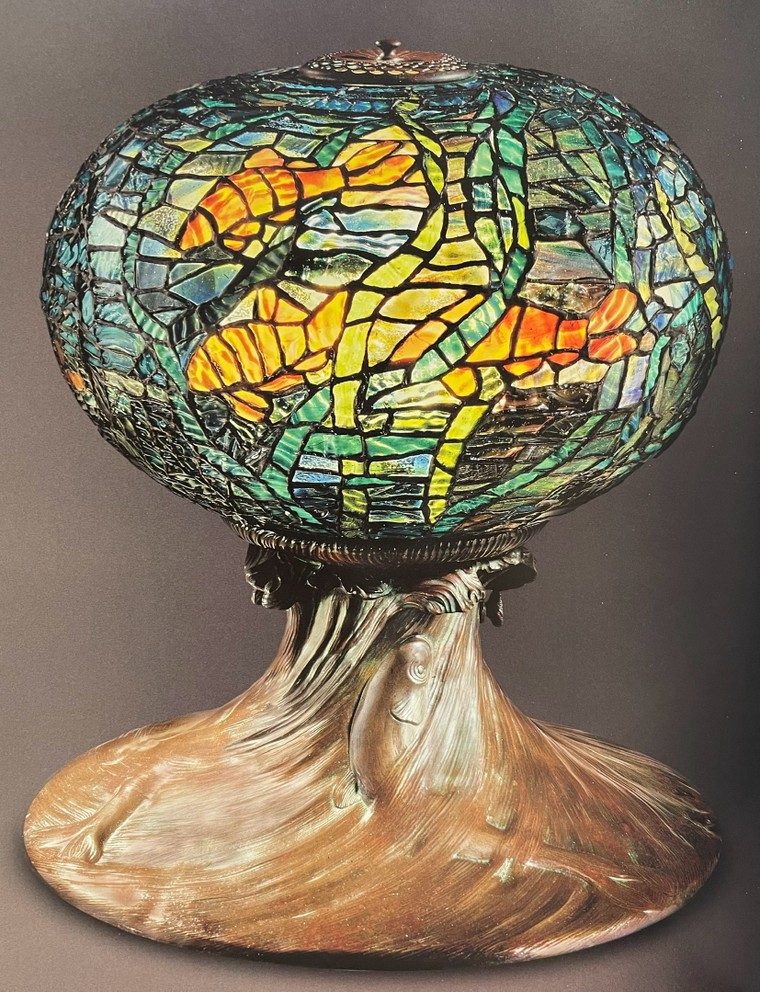 Đèn kính màu Tiffany với chủ đề đại dương mới lạ ảnh 2
