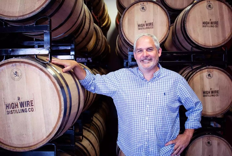 Một ly whisky bourbon, một câu chuyện ảnh 1