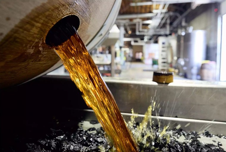 Một ly whisky bourbon, một câu chuyện ảnh 2