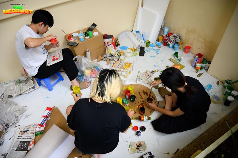 Photo booth “THE MEDALIST” - Điểm nhấn độc đáo tại Welcome to AJC 2024 ảnh 2