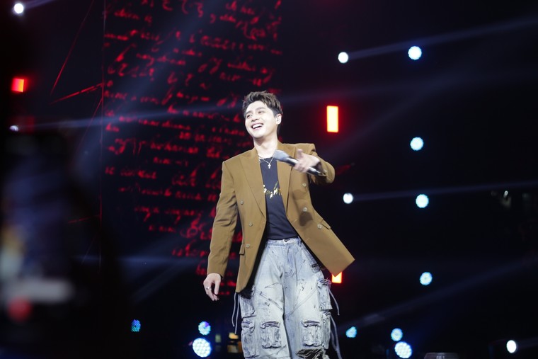 Bùng nổ dàn line-up “khủng” tại đêm nhạc hội NEU Concert 2024: FUNDORA ảnh 3