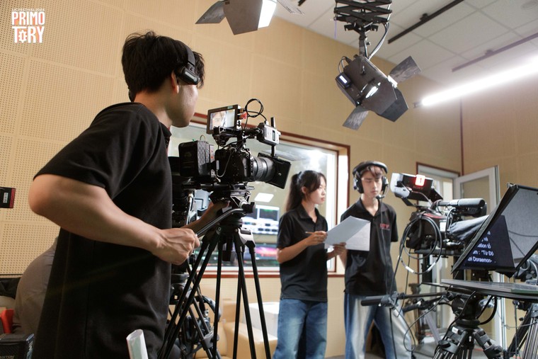 “We rise as one” cùng sinh viên trường Báo kiến tạo tương lai ảnh 2