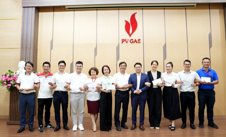 Khóa đào tạo ứng dụng AI trong công tác truyền thông PV GAS ảnh 1