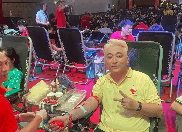 Chính hội Người Việt Trẻ 2024: Sức mạnh tuổi trẻ lan tỏa yêu thương ảnh 1