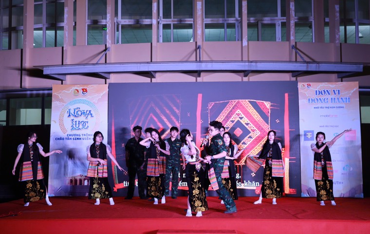 “NOVA LUX”: Sự kiện chào tân sinh viên khóa 9 Học viện Tòa án ảnh 3