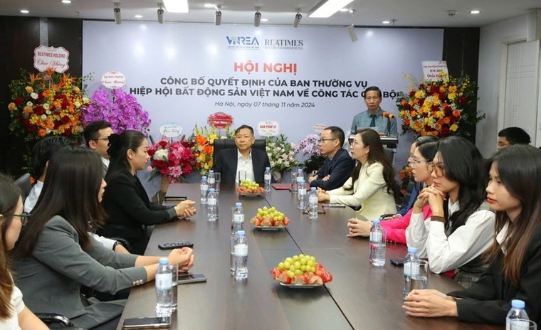Nhà báo Trần Minh Huệ giữ chức Phó Tổng Biên tập Tạp chí điện tử Bất động sản Việt Nam (Reatimes) ảnh 1