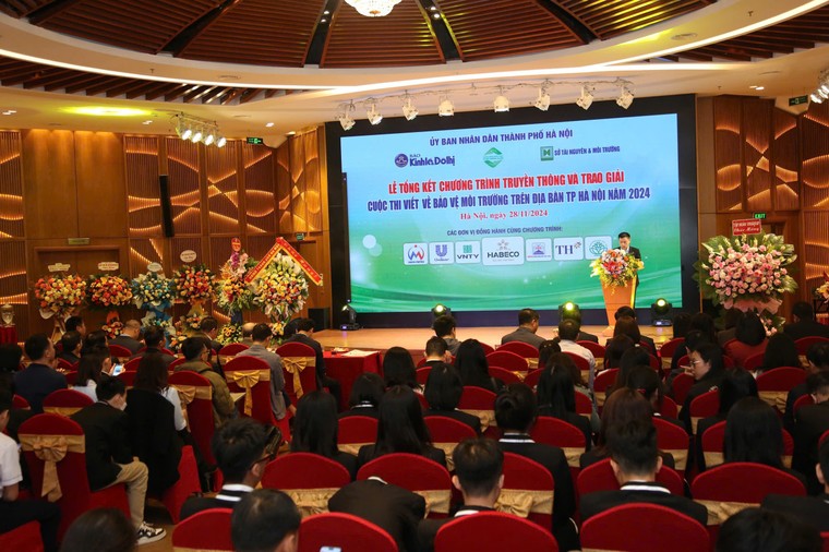 Đẩy mạnh truyền thông bảo vệ môi trường vì Thủ đô xanh, sạch, đẹp ảnh 1