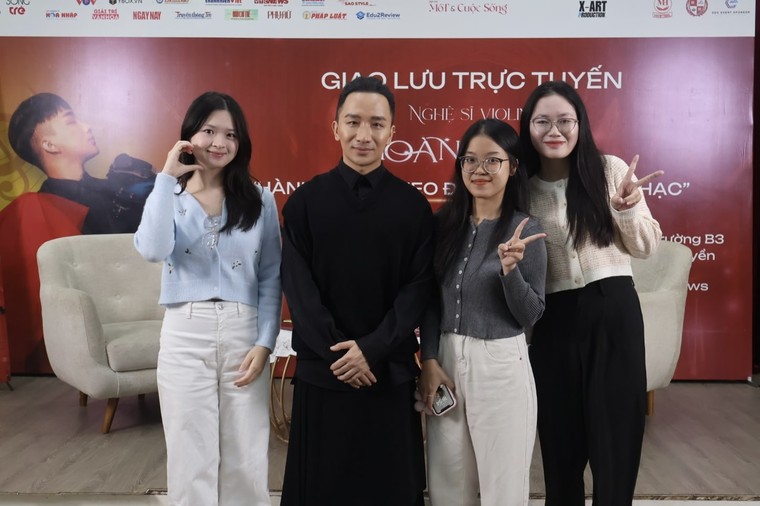 Giao lưu trực tuyến cùng nghệ sĩ Violin Hoàng Rob: Từ đáy vực trầm cảm đến đỉnh cao sự nghiệp ảnh 1