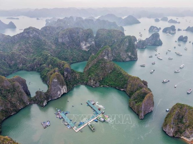 Chiêm ngưỡng Kỳ quan thiên nhiên thế giới Vịnh Hạ Long ảnh 1