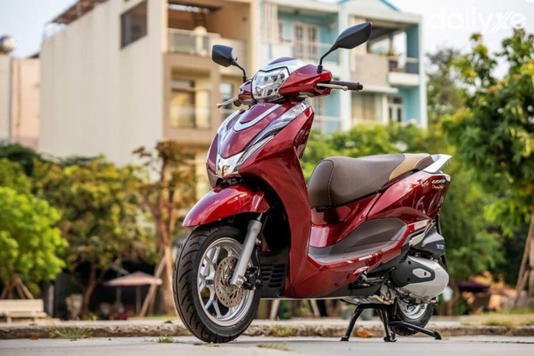 Lựa chọn xe máy nào tốt nhất trong tầm giá 40-50 triệu đồng cho dân văn phòng? ảnh 1