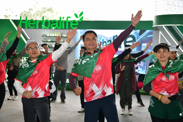 VnExpress Marathon Hải Phòng với sự đồng hành của Herbalife Việt Nam tiếp tục khuyến khích lối sống năng động lành mạnh ảnh 2