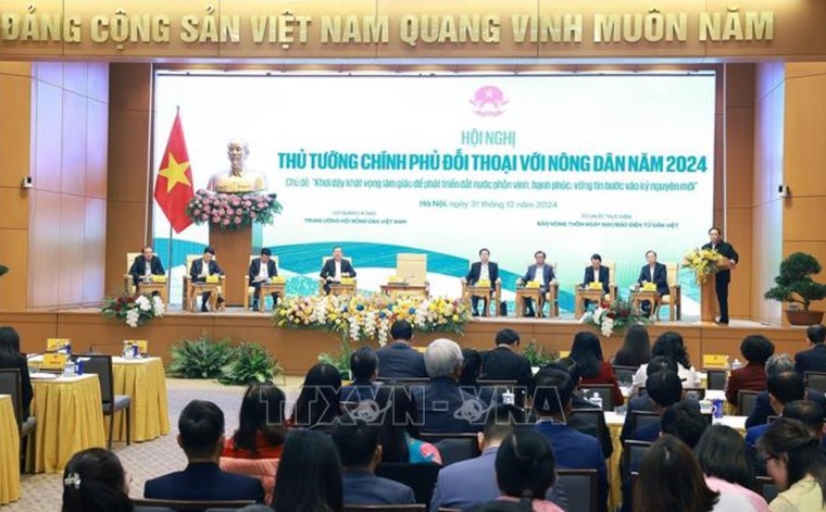 Thủ tướng Phạm Minh Chính đối thoại với nông dân ảnh 1