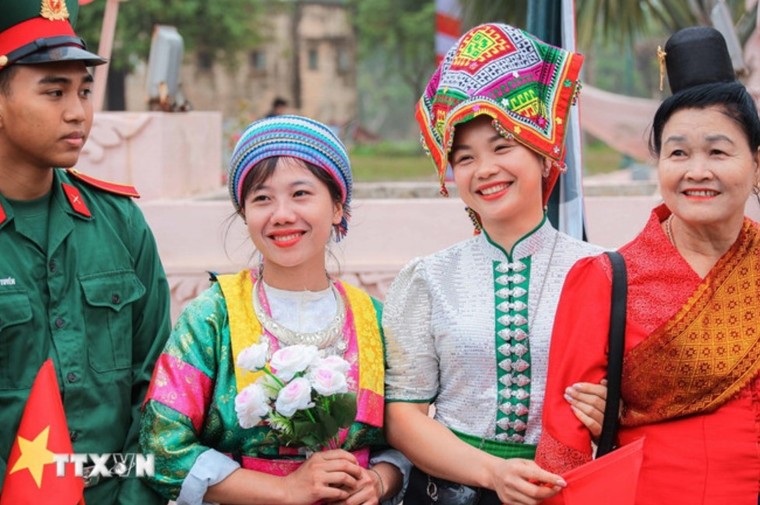 Chủ tịch nước: Văn hóa truyền thống của 54 dân tộc là nguồn lực quý báu ảnh 1