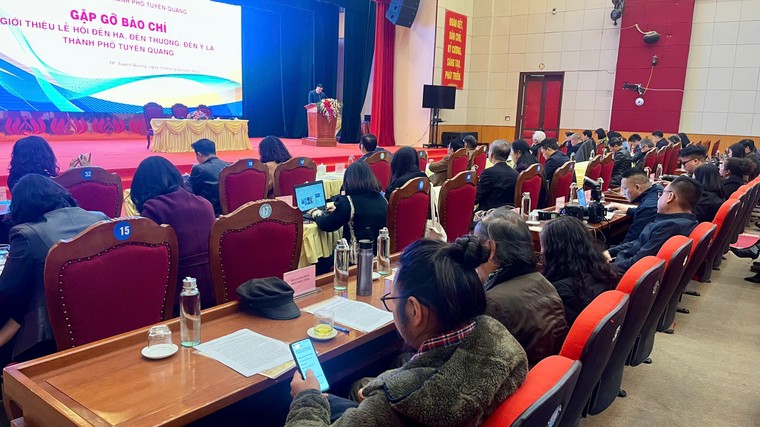 Tôn vinh tín ngưỡng thờ Mẫu và bản sắc văn hóa Tuyên Quang ảnh 1