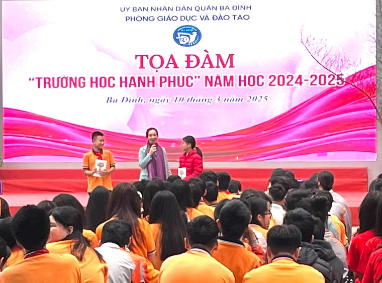 Thầy, trò các trường học quận Ba Đình quyết tâm xây dựng "Trường học hạnh phúc" ảnh 2