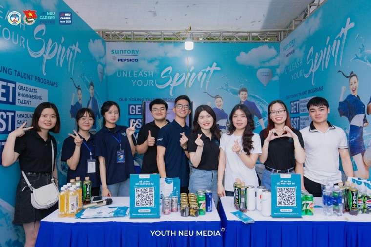 Khởi động NEU Career Week 2025: Hành trang vững bước trên con đường sự nghiệp ảnh 1