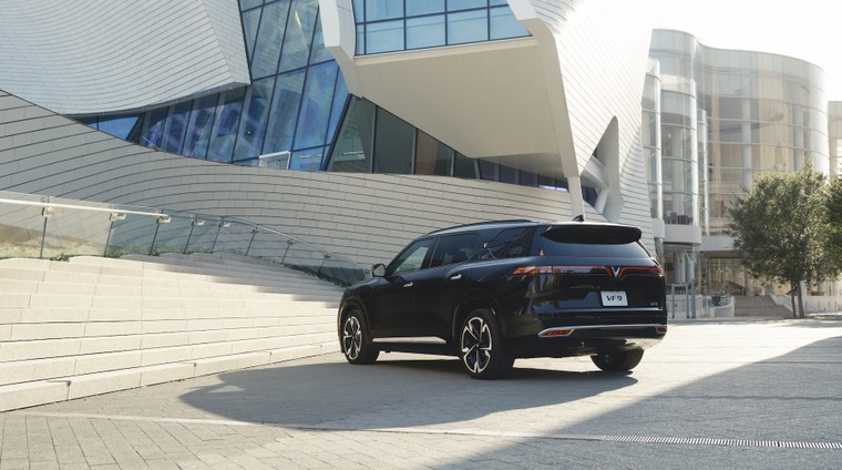 Giá mới, chính sách mới, VinFast VF 9 “giá trị đến từng xu”, đáng mua nhất phân khúc E-SUV ảnh 2