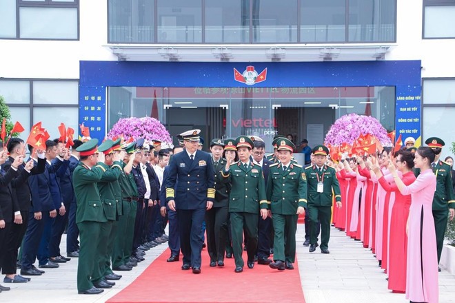 Việt-Trung chung tay quản lý, bảo vệ biên giới và thúc đẩy hợp tác thương mại ảnh 1