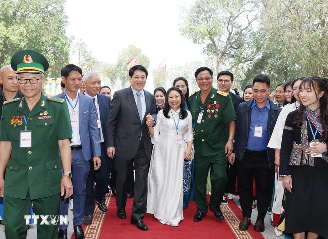 Chủ tịch nước: Cần nhân rộng hơn nữa các mô hình chia sẻ vì cộng đồng ảnh 1