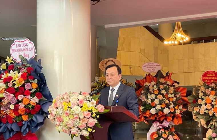 Khai mạc trưng bày chuyên đề “Đất nước trọn niềm vui” ảnh 1