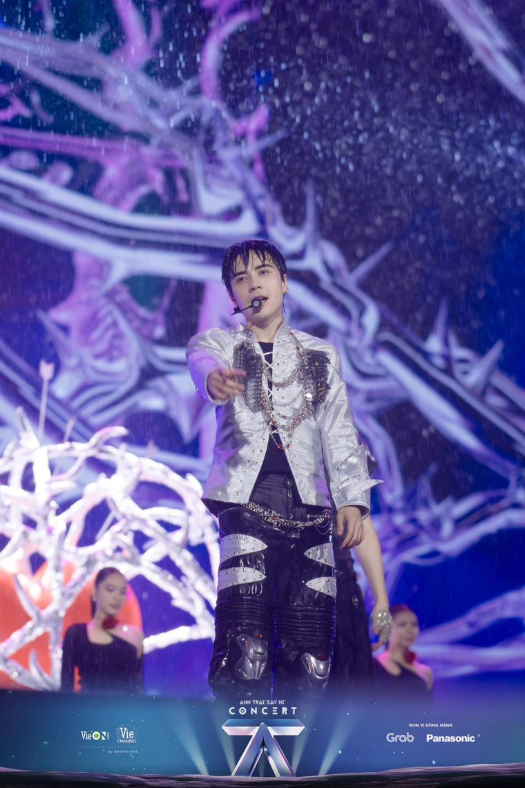 Sự chuyển mình trong văn hóa thần tượng của người Việt ảnh 4