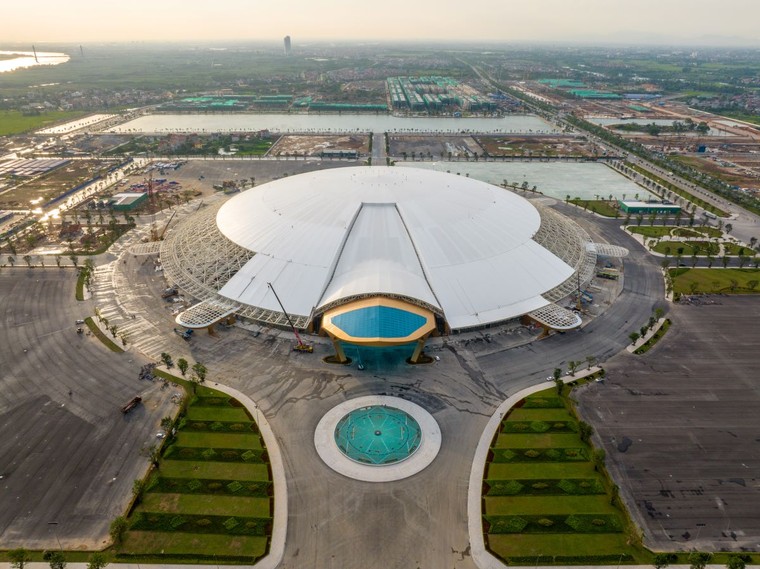 Choáng ngợp trước tốc độ thi công siêu kỷ lục thế giới của Trung tâm Triển lãm Quốc gia ảnh 3