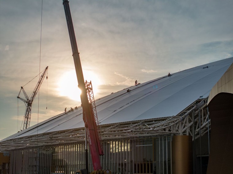 Choáng ngợp trước tốc độ thi công siêu kỷ lục thế giới của Trung tâm Triển lãm Quốc gia ảnh 4