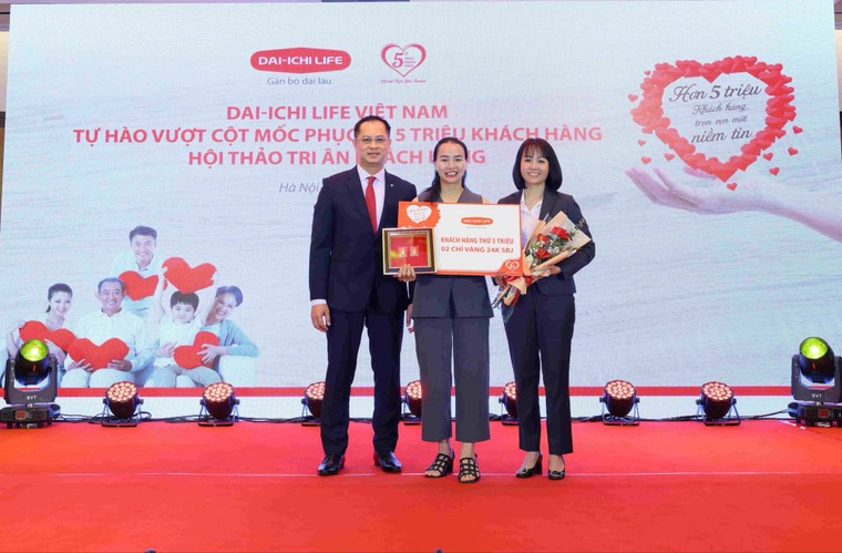 Dai-ichi Life Việt Nam tự hào vượt cột mốc phục vụ 5 triệu khách hàng ảnh 1