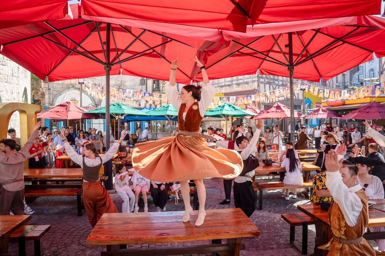 Điểm danh 03 trải nghiệm mới mẻ và chất lừ tại đỉnh Bà Nà mùa hè này ảnh 1