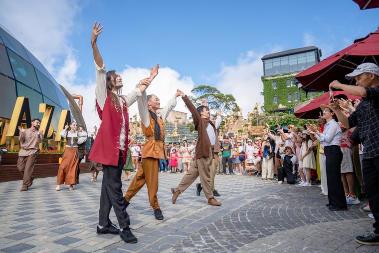 Điểm danh 03 trải nghiệm mới mẻ và chất lừ tại đỉnh Bà Nà mùa hè này ảnh 2