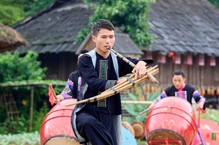 Sun World Fansipan Legend ra mắt show diễn thể nghiệm độc đáo trên đỉnh Fansipan, Sa Pa ảnh 3