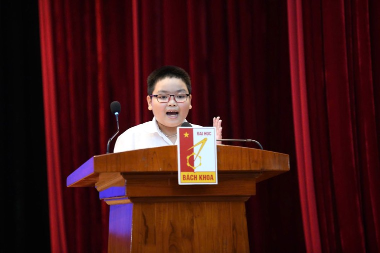 Việt Nam lần đầu ứng dụng trí tuệ nhân tạo khi tổ chức kỳ thi toán học quốc tế ảnh 3