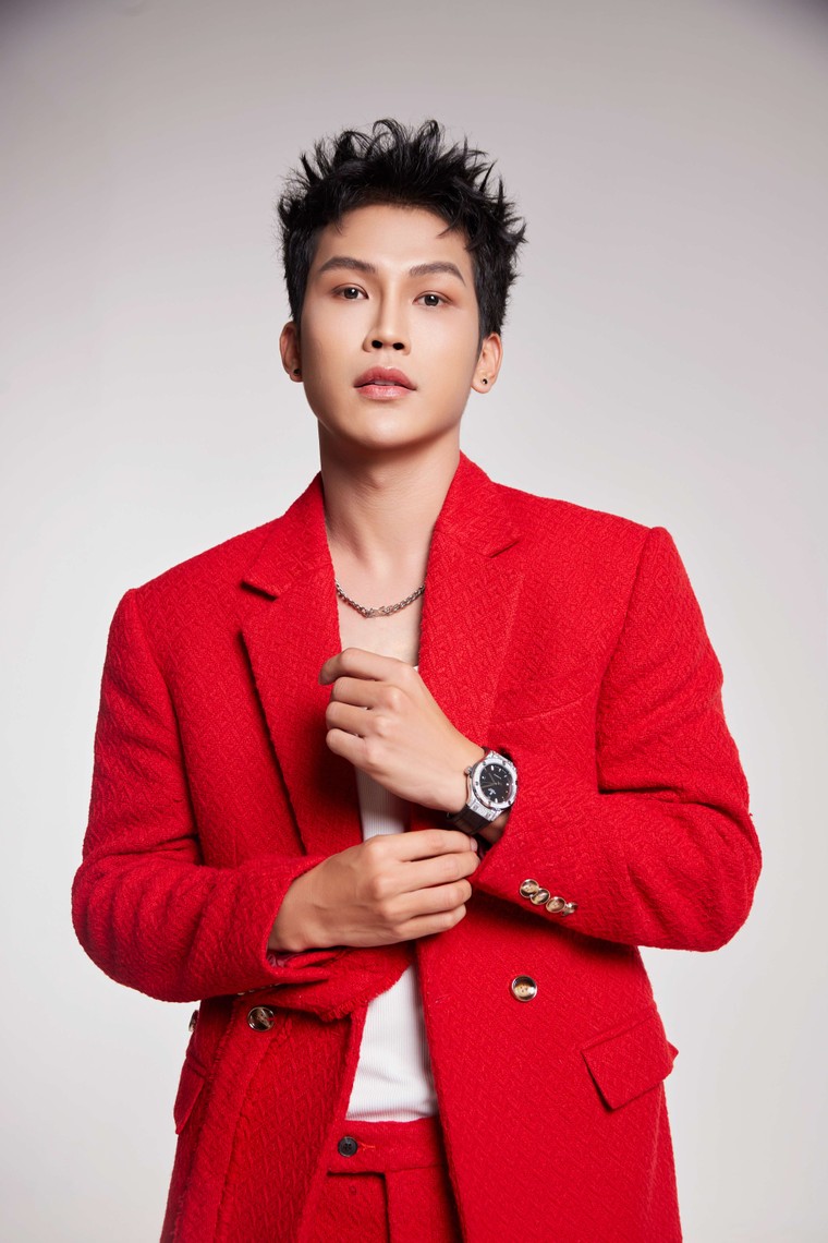 Tiêu Minh Phụng đổ bộ đại nhạc hội lớn bậc nhất phía Nam Sài Gòn tại T&T City Millennia ảnh 2