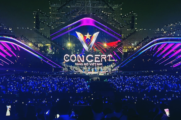 “V-Concert Rạng rỡ Việt Nam”: “Đêm huyền thoại” kích hoạt thành phố Expo đầu tiên tại Việt Nam ảnh 4
