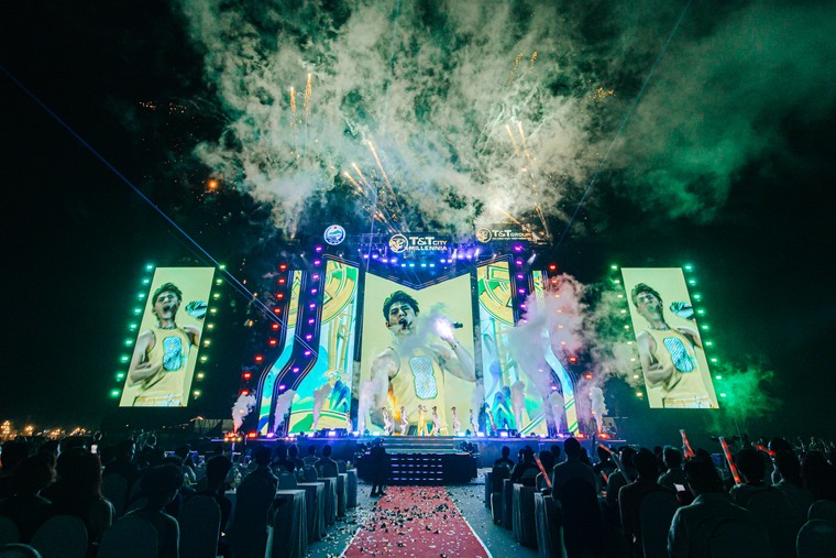 Mãn nhãn với “siêu sân khấu” tại Đại nhạc hội T&T City Millennia ảnh 2