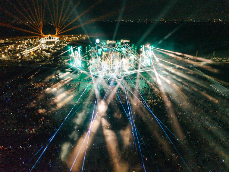 Mãn nhãn với “siêu sân khấu” tại Đại nhạc hội T&T City Millennia ảnh 3