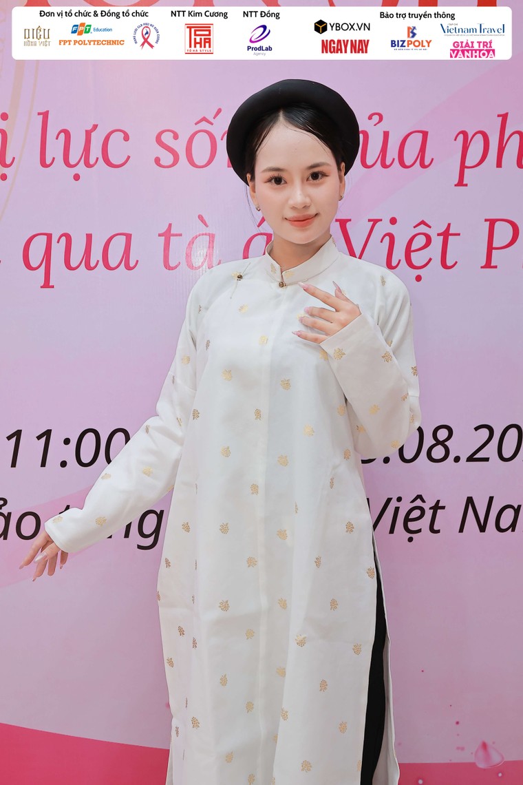 “Diệu Hồng Việt” bùng nổ - Tôn vinh phụ nữ ung thư vú qua cổ phục Việt, chạm đến trái tim hàng trăm người ảnh 1
