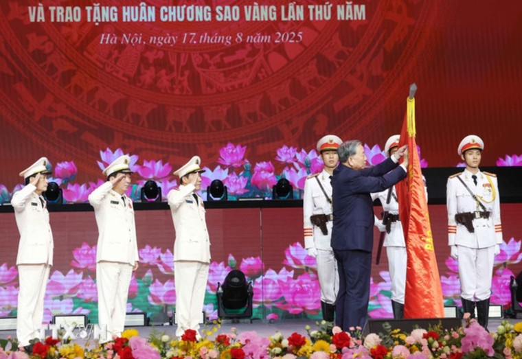 Tổng Bí thư Tô Lâm: Xây dựng Công an Nhân dân có bản lĩnh thép, trái tim ấm ảnh 2