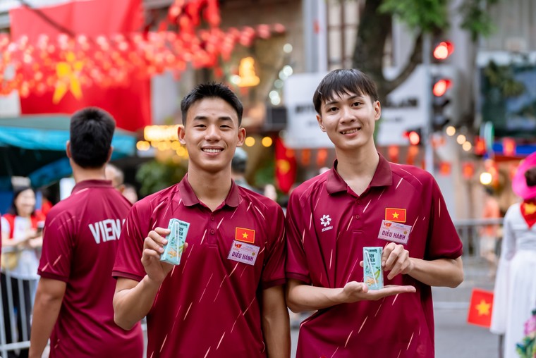 Vinamilk hòa nhịp cùng triệu trái tim mừng 80 năm Quốc khánh ảnh 5