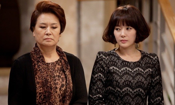 Chết ngất khi mẹ chồng thú nhận đã làm chuyện ấy với tôi ảnh 1