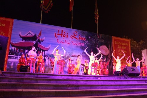 Tưng bừng khai mạc Hội Lim 2016 ảnh 2