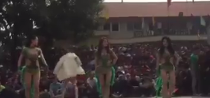 Hội miền Quan họ thay áo tứ thân bằng bikini sexy bỏng mắt ảnh 1