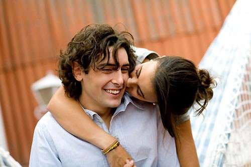 Những hành động của bạn khiến chồng yêu hoài 'không biết chán' ảnh 2