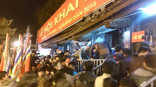 Cướp ấn Đền Trần: 'Kẻ cướp' cũng muốn cầu quan? ảnh 1