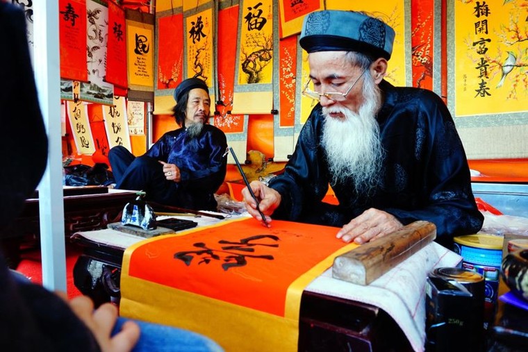 Nguồn gốc và ý nghĩa sâu sắc của ngày Tết Nguyên Đán ảnh 3